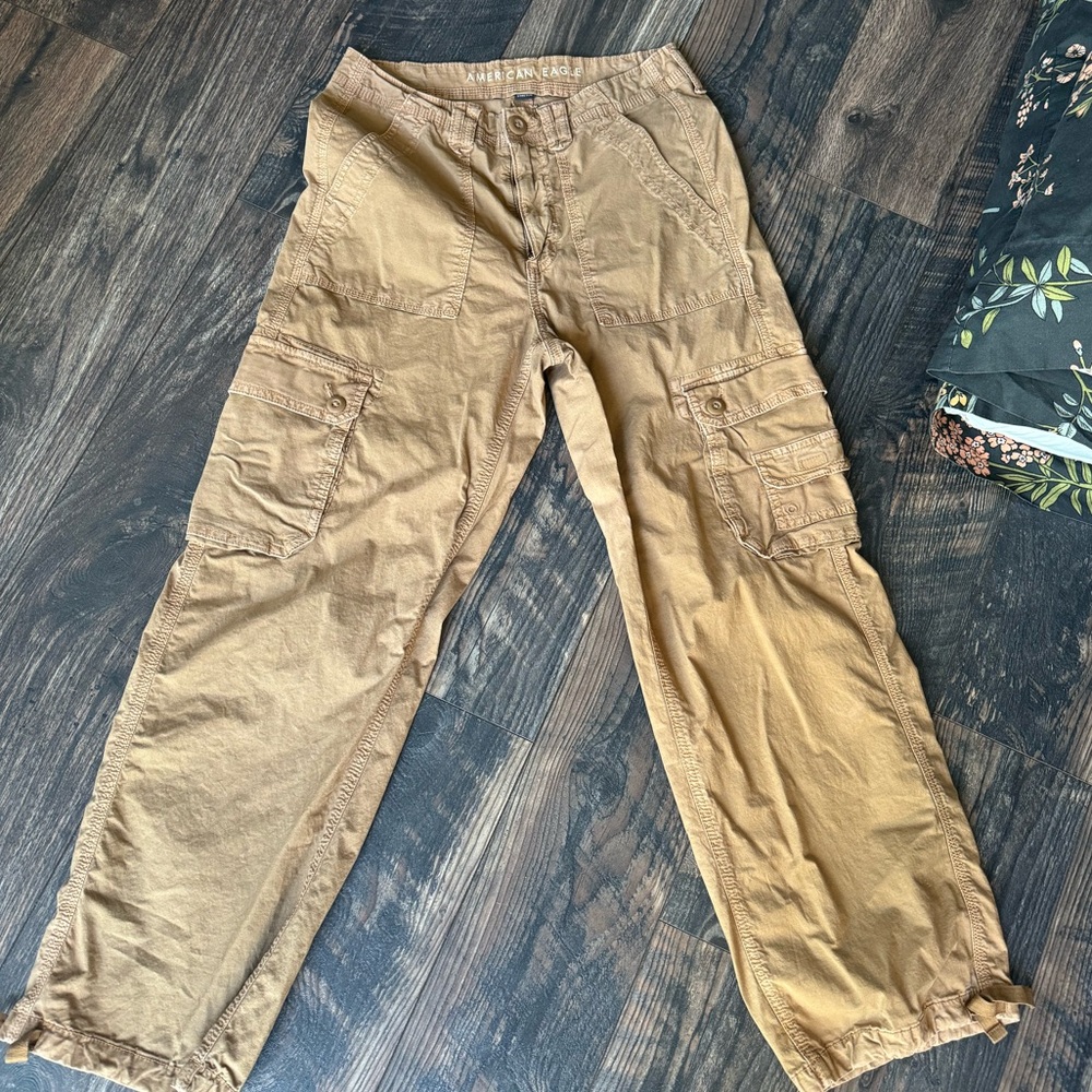 American Eagle cargo pants
